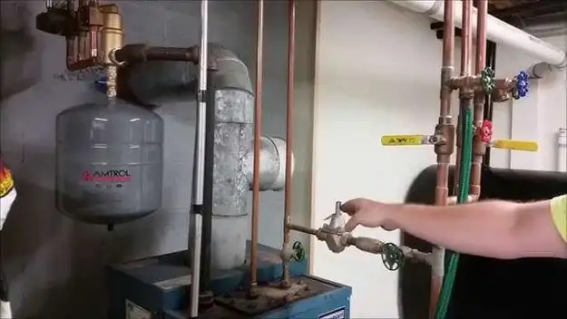 COMMENT FONCTIONNE UN PURGEUR AUTOMATIQUE ?
